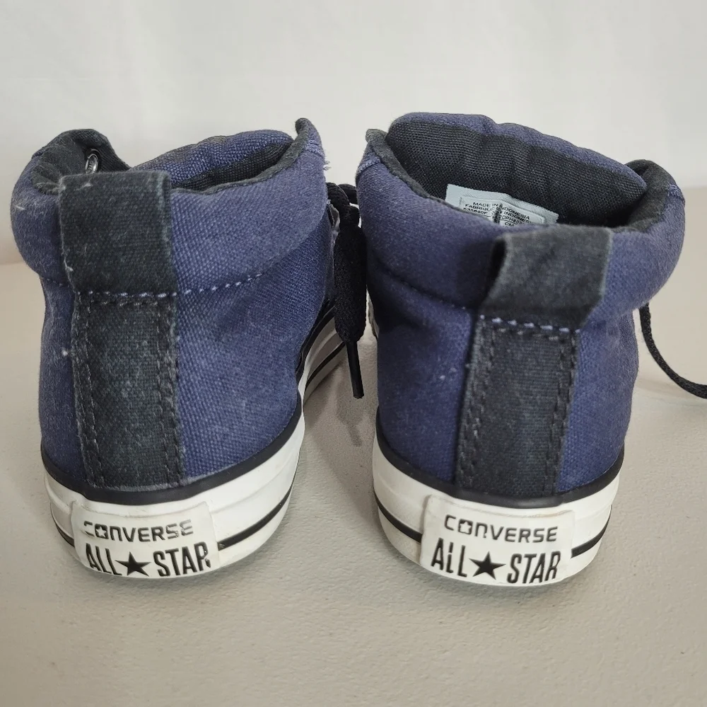 Converse Kids Chuck Taylor All Star Sneaker - Size 1